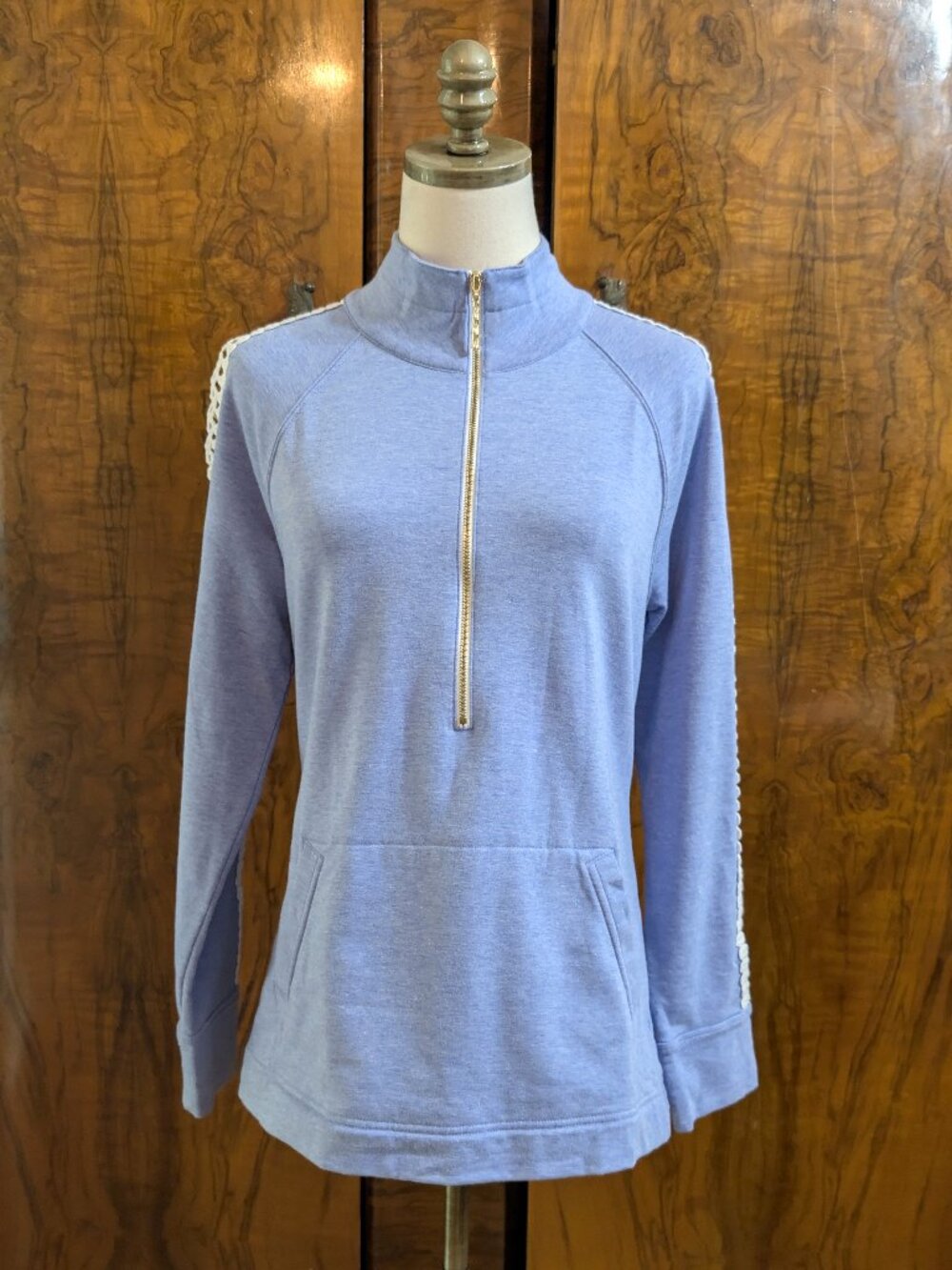 Lilly Pulitzer Skipper Popover M Periwinkle Blue Gold Bamboo Zip Crochet Sleeve